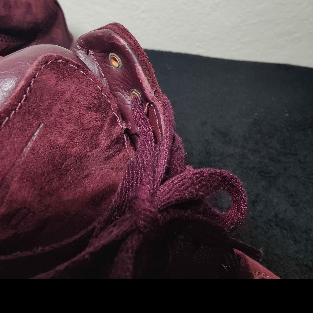 Nike Purple Sneakers - Picture 6 of 9